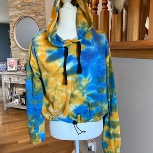 Tie-Dye Cropped Hoodie with Drawstring